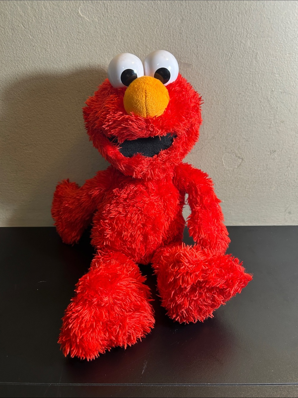 2016 Tickle Me Elmo Talking Plush Doll Sesame Street Hasbro 14" WORKS GREAT - Picture 12 of 12